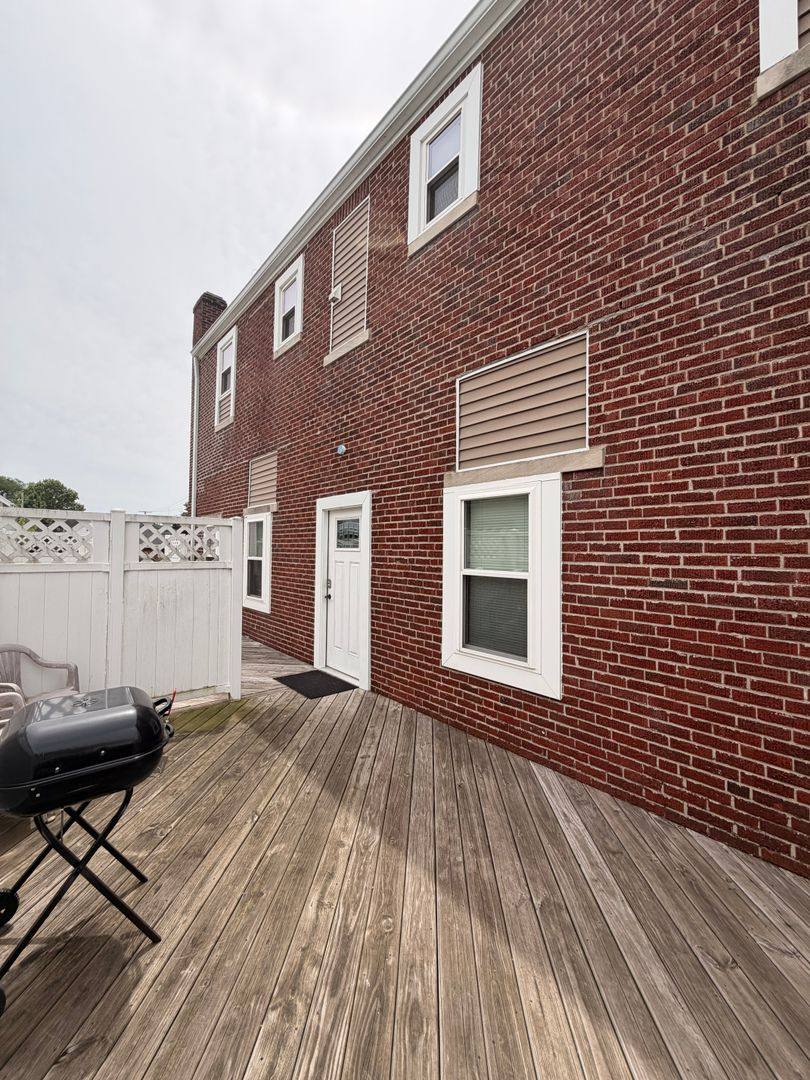Apartment for rent at 722 S Spring St, Mishawaka, IN 46544