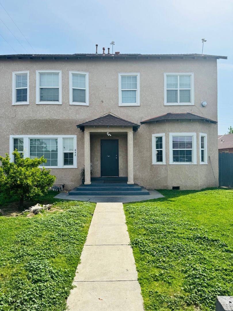 Apartment for rent at 642 N Thorne Ave, Fresno, CA 93728