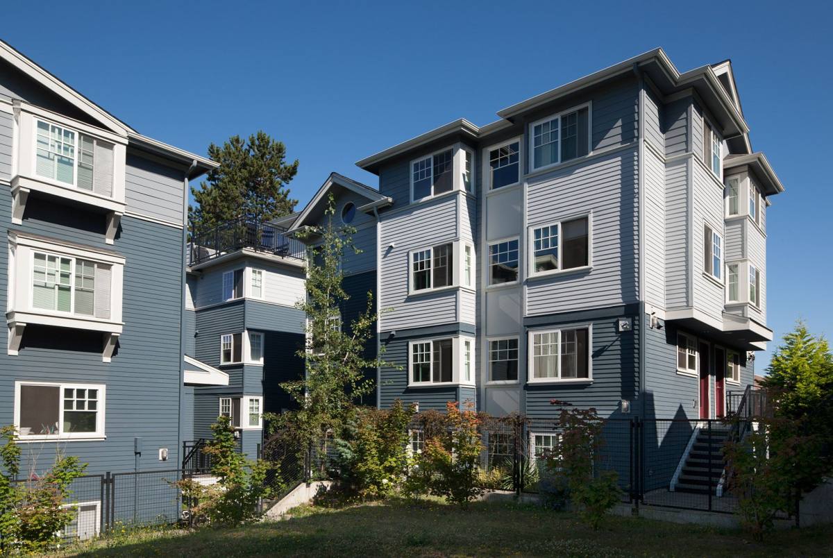 Apartment for rent at 1304 E John St, Seattle, WA 98102