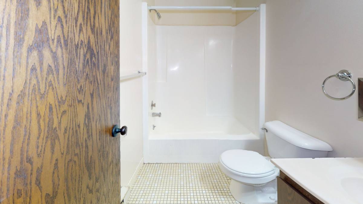 Apartment for rent at 931 Richard Dr, Eau Claire, WI 54701