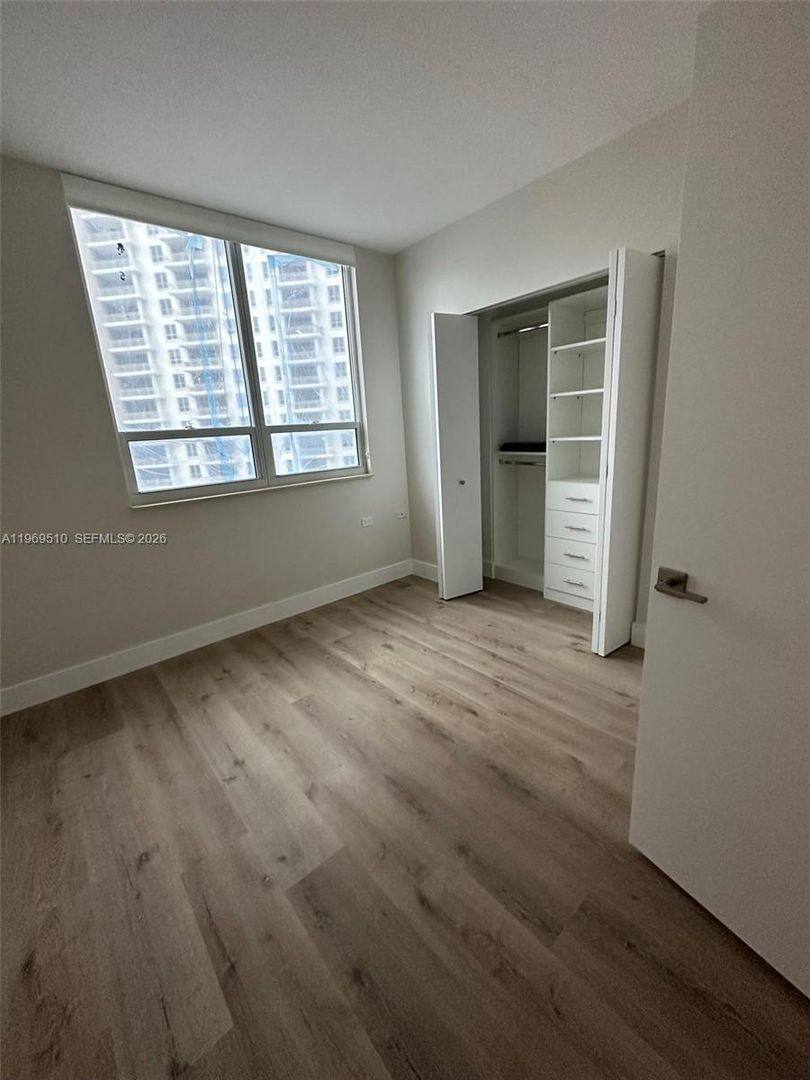 House for rent at 801 Brickell Key Blvd, Miami, FL 33131