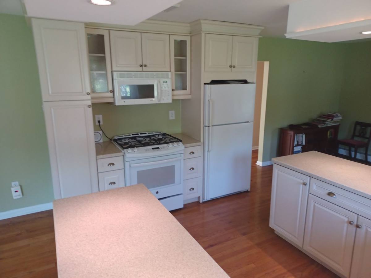 24 S Edgewater Ave, Morrisville, PA 19067 - House for Rent - Image 8