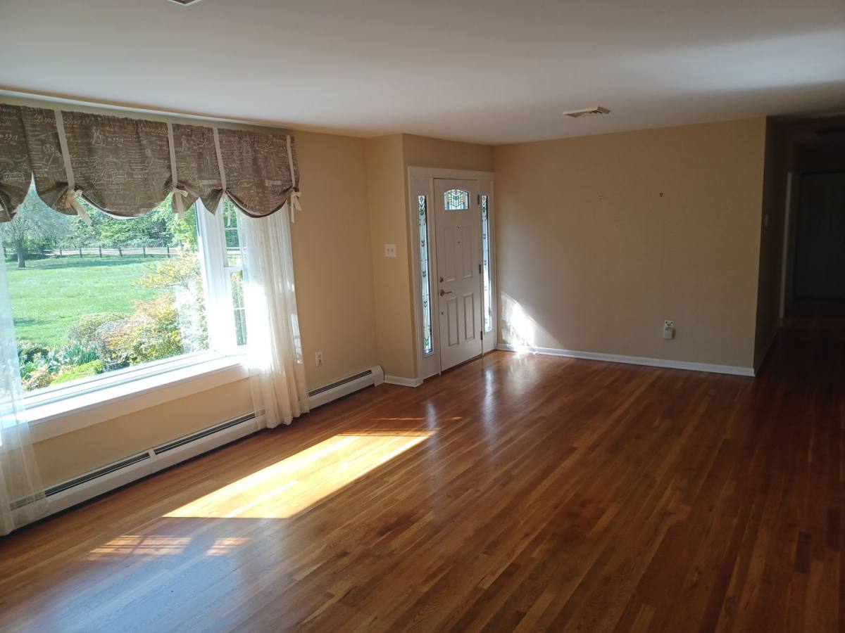 24 S Edgewater Ave, Morrisville, PA 19067 - House for Rent - Image 5