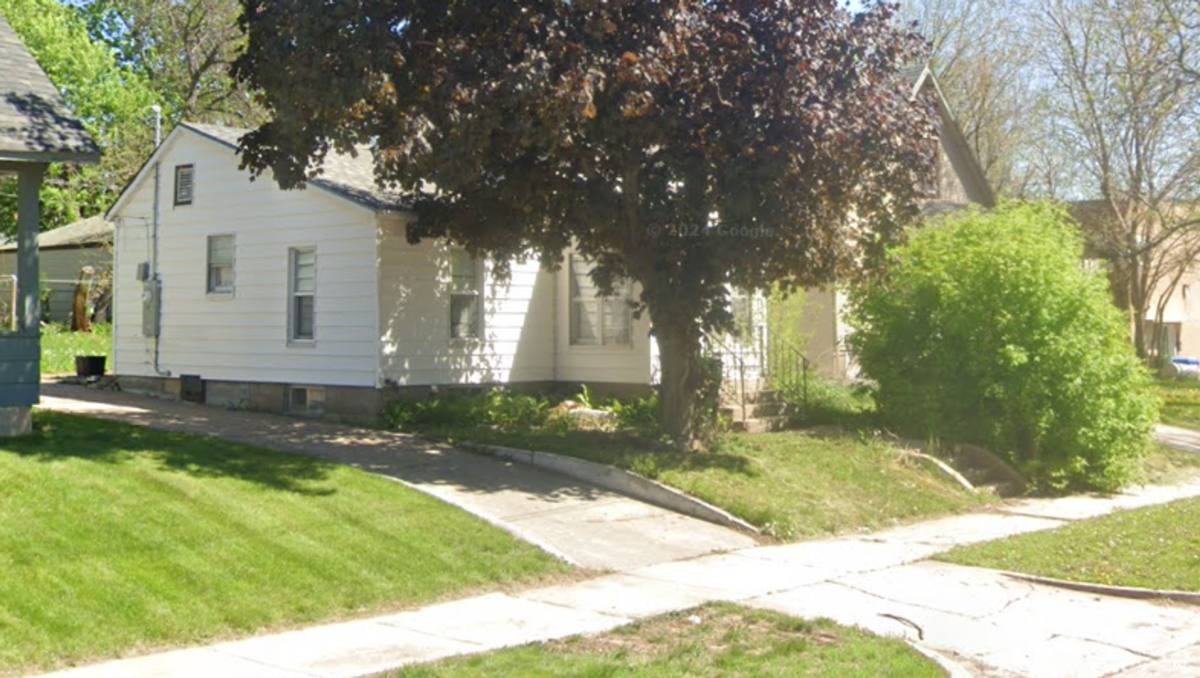 House for rent at 328 N Blauvelt Ave, Sioux Falls, SD 57103