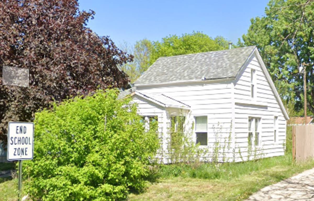 House for rent at 328 N Blauvelt Ave, Sioux Falls, SD 57103