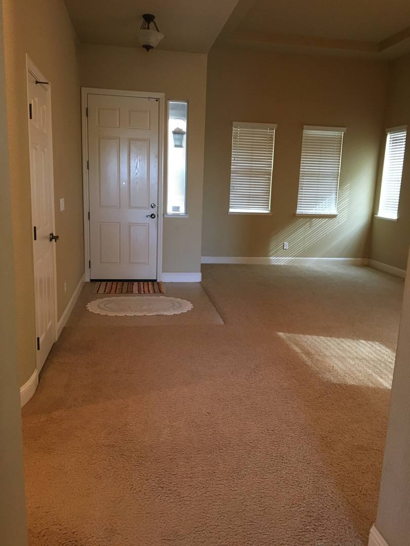 House for rent at 833 Hildebrand Circle, Folsom, CA 95630