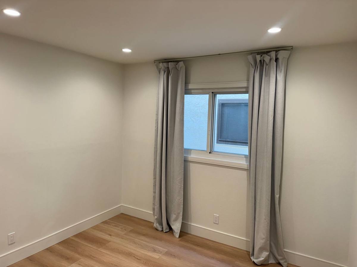 Apartment for rent at 124 Rees St, Playa Del Rey, CA 90293