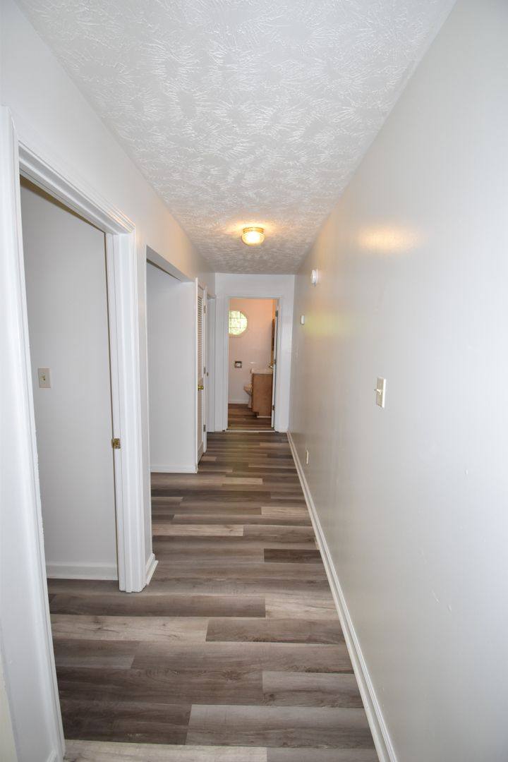 Apartment for rent at 947 Charlotte St, Clarksville, TN 37040