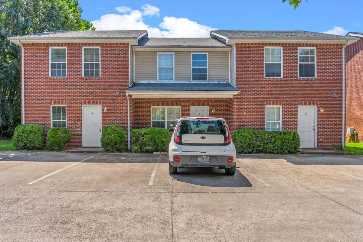 Apartment for rent at 295 Raleigh Dr, Clarksville, TN 37043
