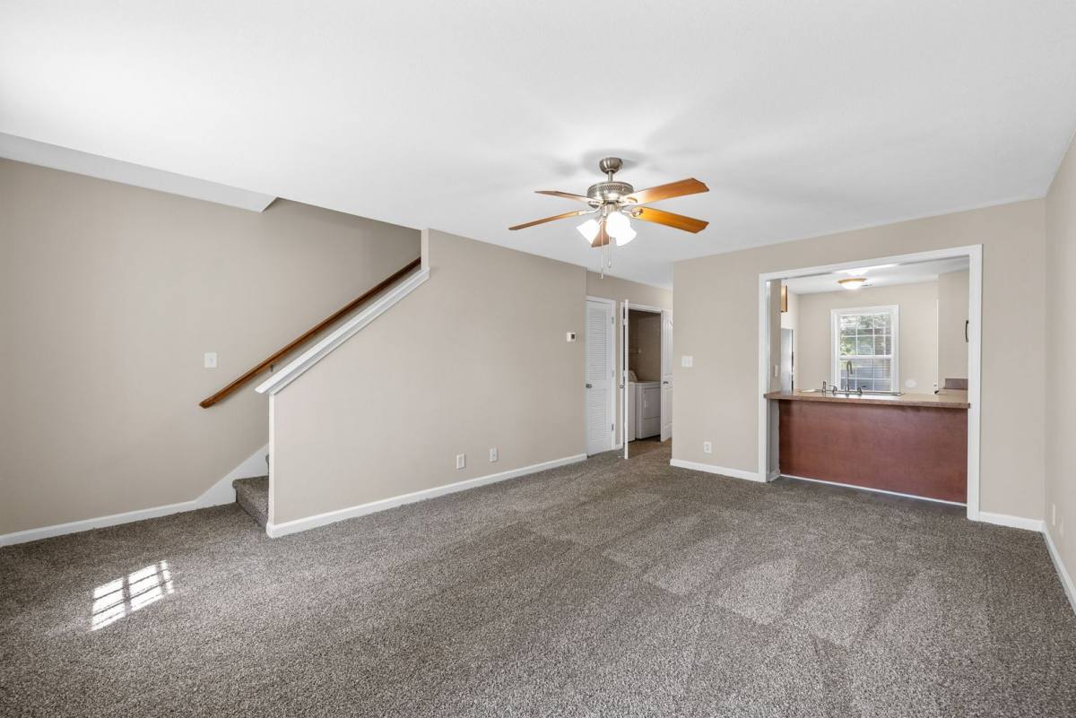 Apartment for rent at 295 Raleigh Dr, Clarksville, TN 37043