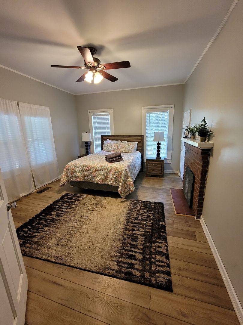 House for rent at 208 W 4th Ave, Tallahassee, FL 32301