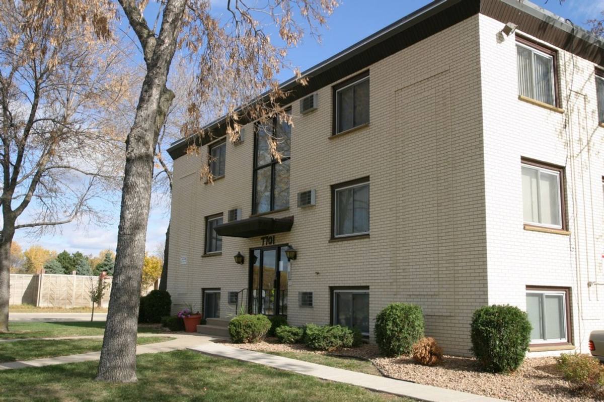 Apartment for rent at 7701 4th Ave S, Minneapolis, MN 55423