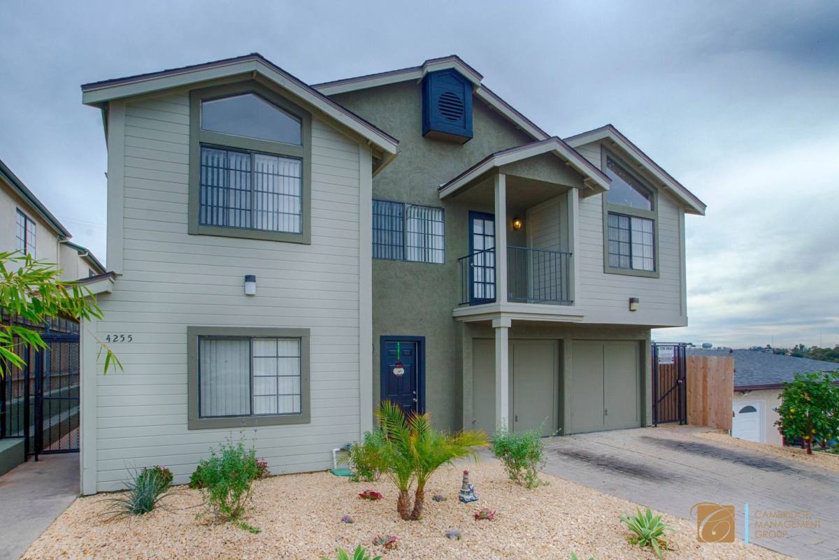 Apartment for rent at 4255 Winona Ave, San Diego, CA 92115