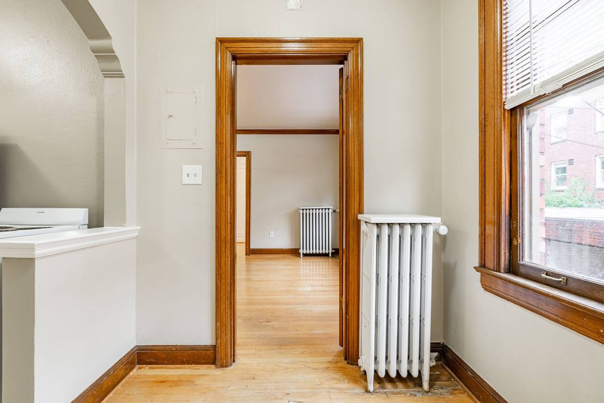 Apartment for rent at 415 W Roy St, Seattle, WA 98119