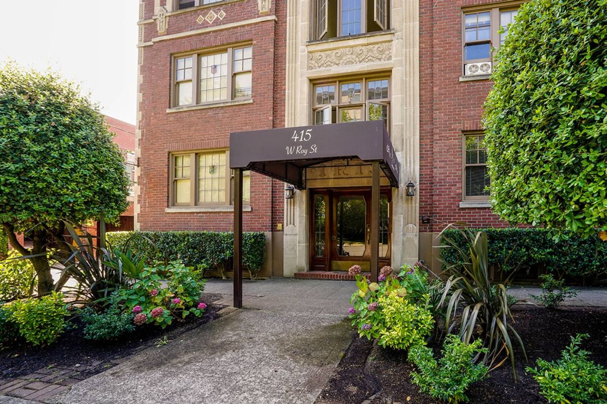 Apartment for rent at 415 W Roy St, Seattle, WA 98119