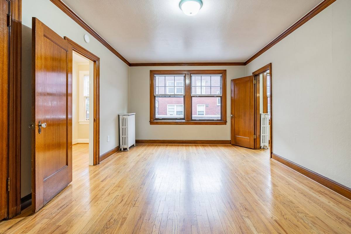 Apartment for rent at 415 W Roy St, Seattle, WA 98119