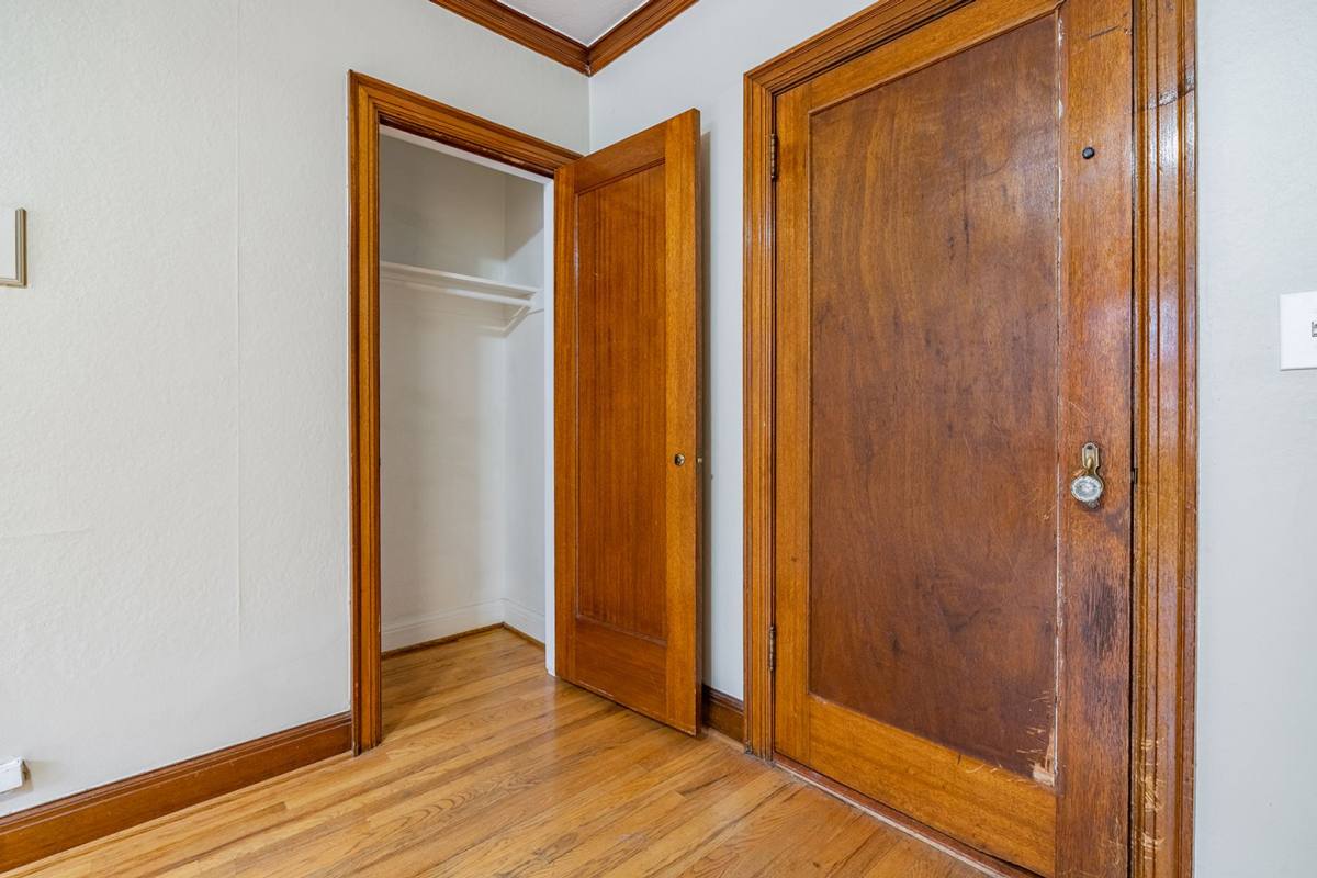 Apartment for rent at 415 W Roy St, Seattle, WA 98119