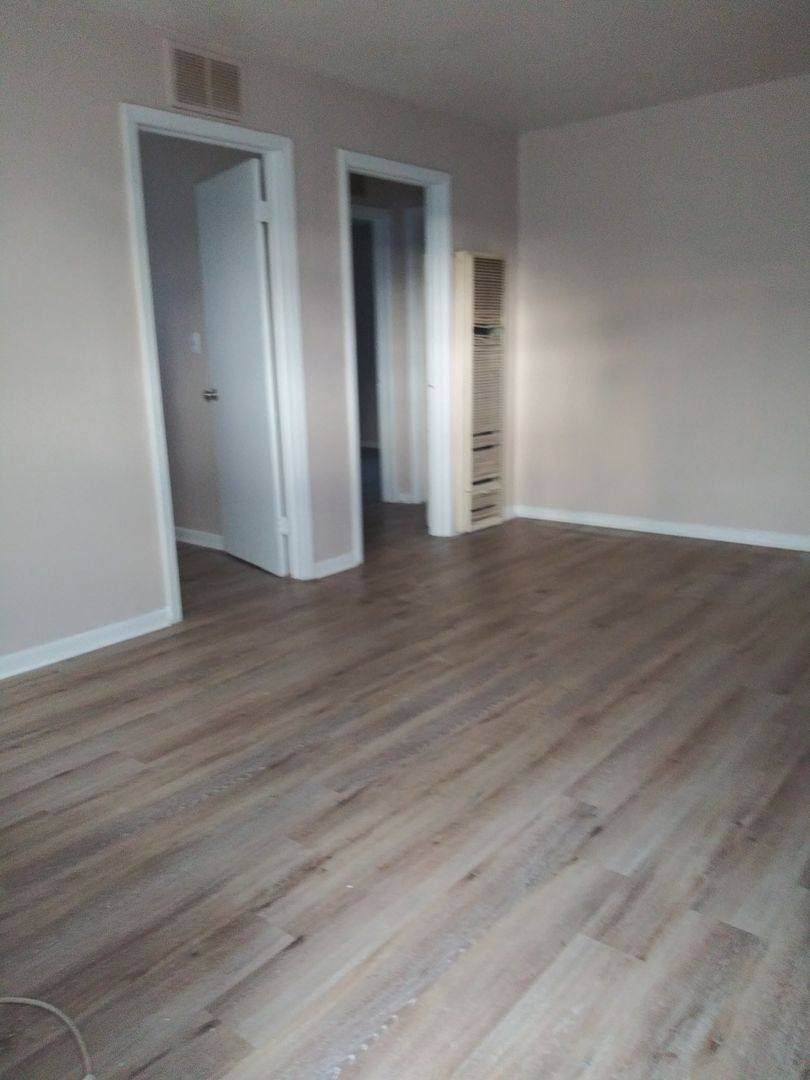 Apartment for rent at 2945-2949 S Hydraulic, Wichita, KS 67216