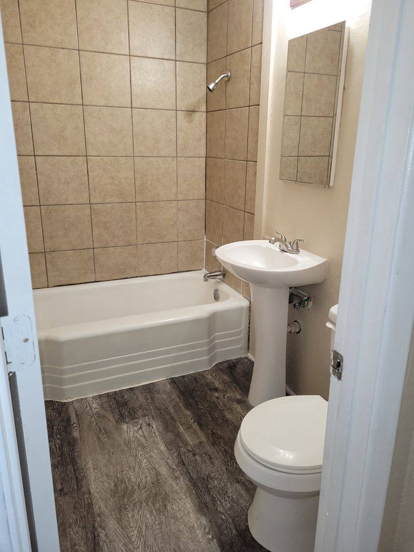 Apartment for rent at 2945-2949 S Hydraulic, Wichita, KS 67216
