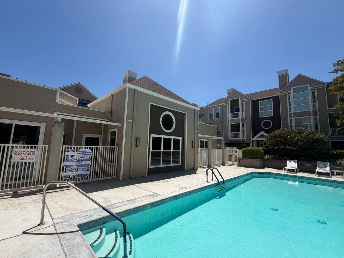 Townhouse for rent at 415 N 2nd St, San Jose, CA 95112