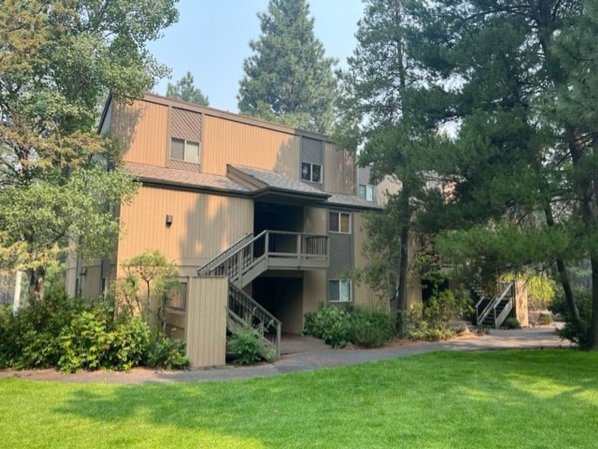 Condo for rent at 19717 SW Mount Bachelor Dr, Bend, OR 97702