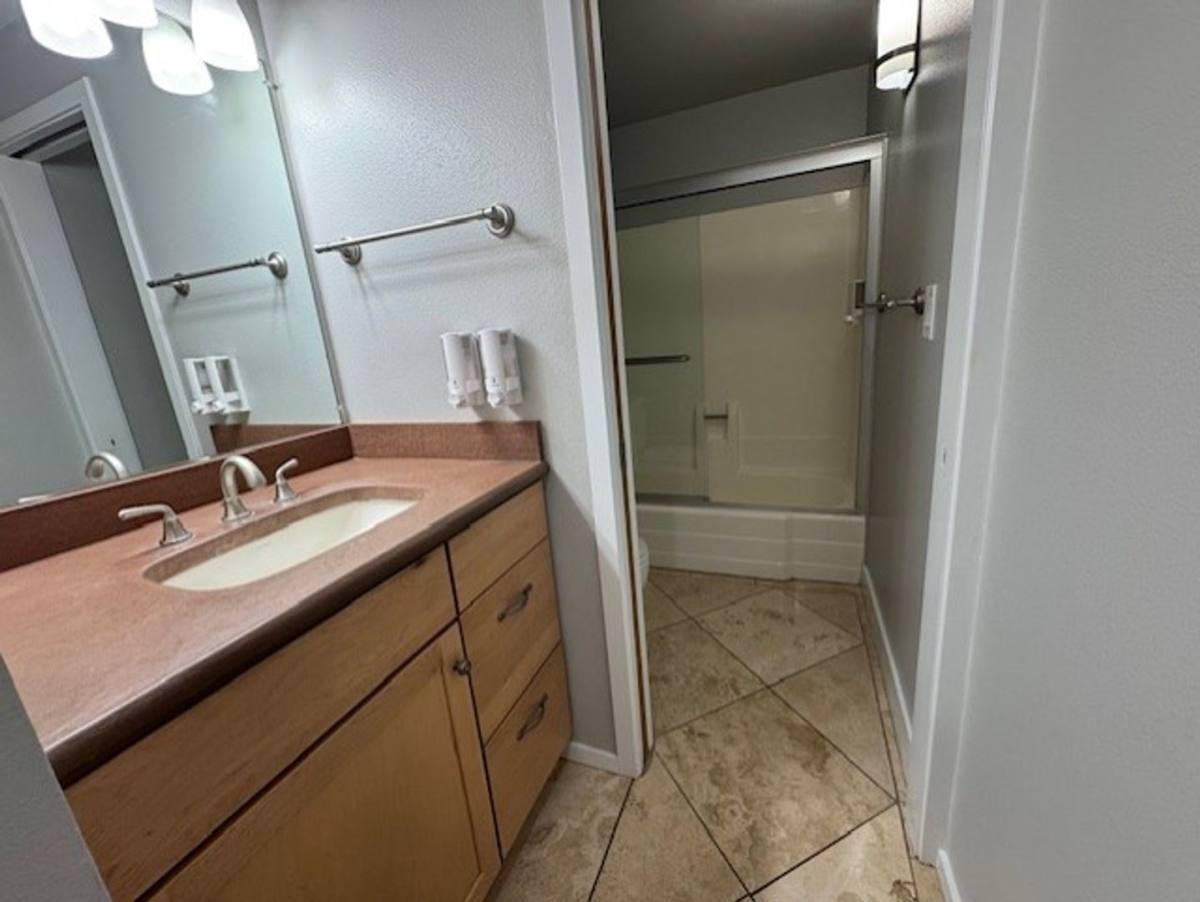 Condo for rent at 19717 SW Mount Bachelor Dr, Bend, OR 97702