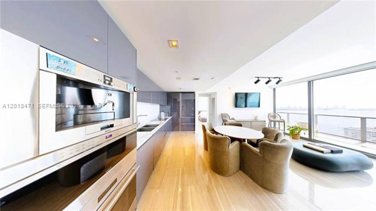 Apartment for rent at 1451 Brickell Ave, Miami, FL 33131