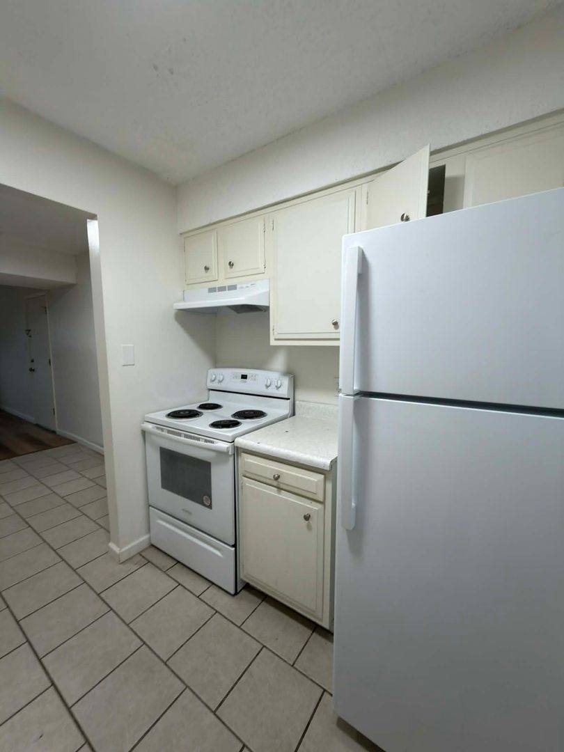 Apartment for rent at 1920 W Towanda, El Dorado, KS 67042