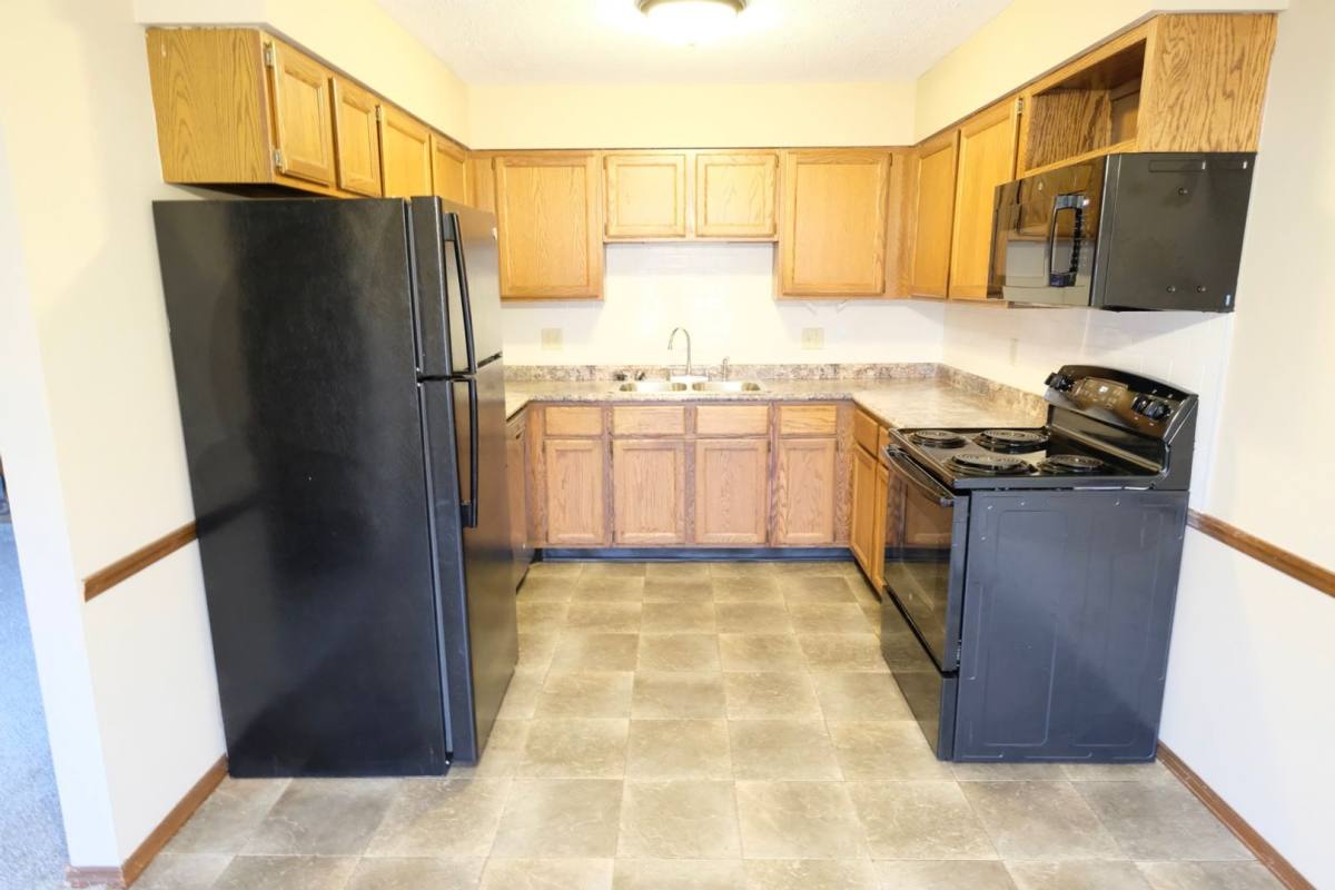 Condo for rent at 2010 Tracy Dr #3, Bloomington, IL 61704