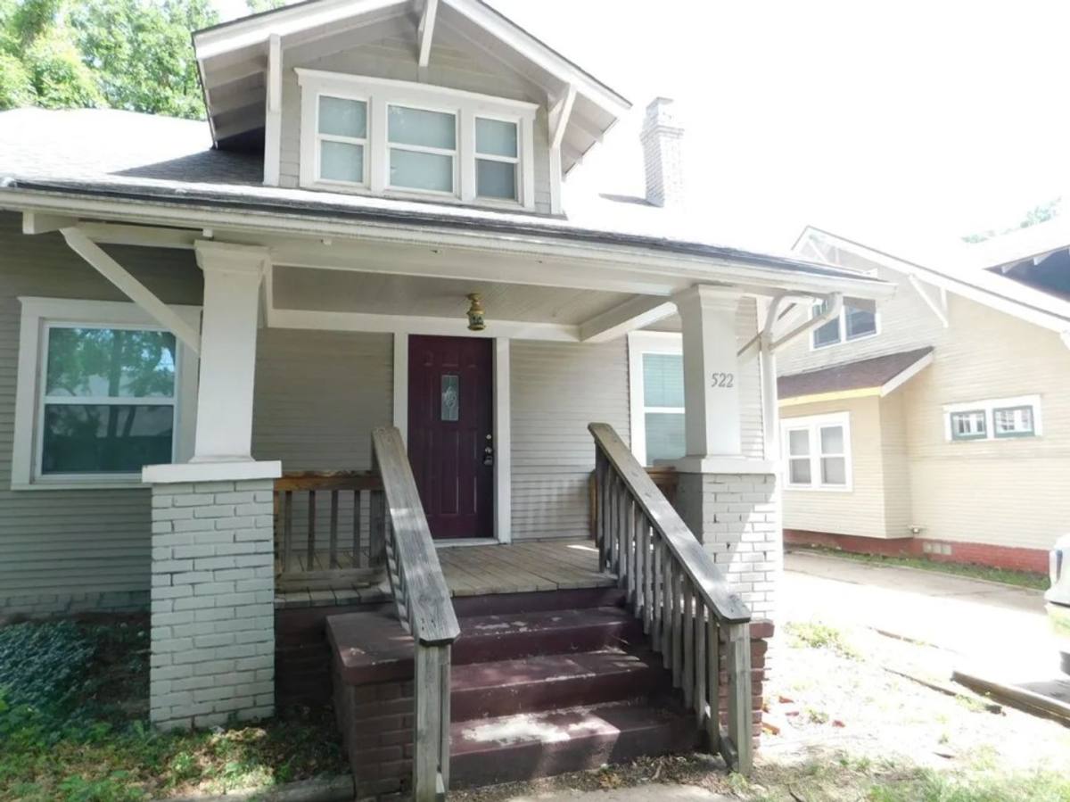 House for rent at 522 W 4th, El Dorado, KS 67042