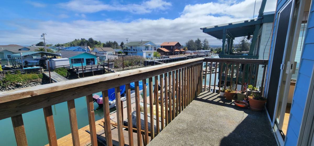 Apartment for rent at 122 Cod St, Eureka, CA 95503