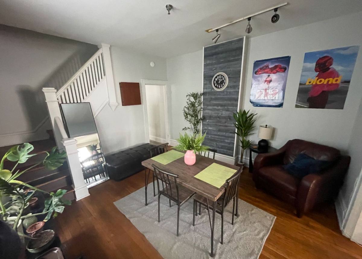 Apartment for rent at 119-121 W Patterson Ave, Columbus, OH 43202