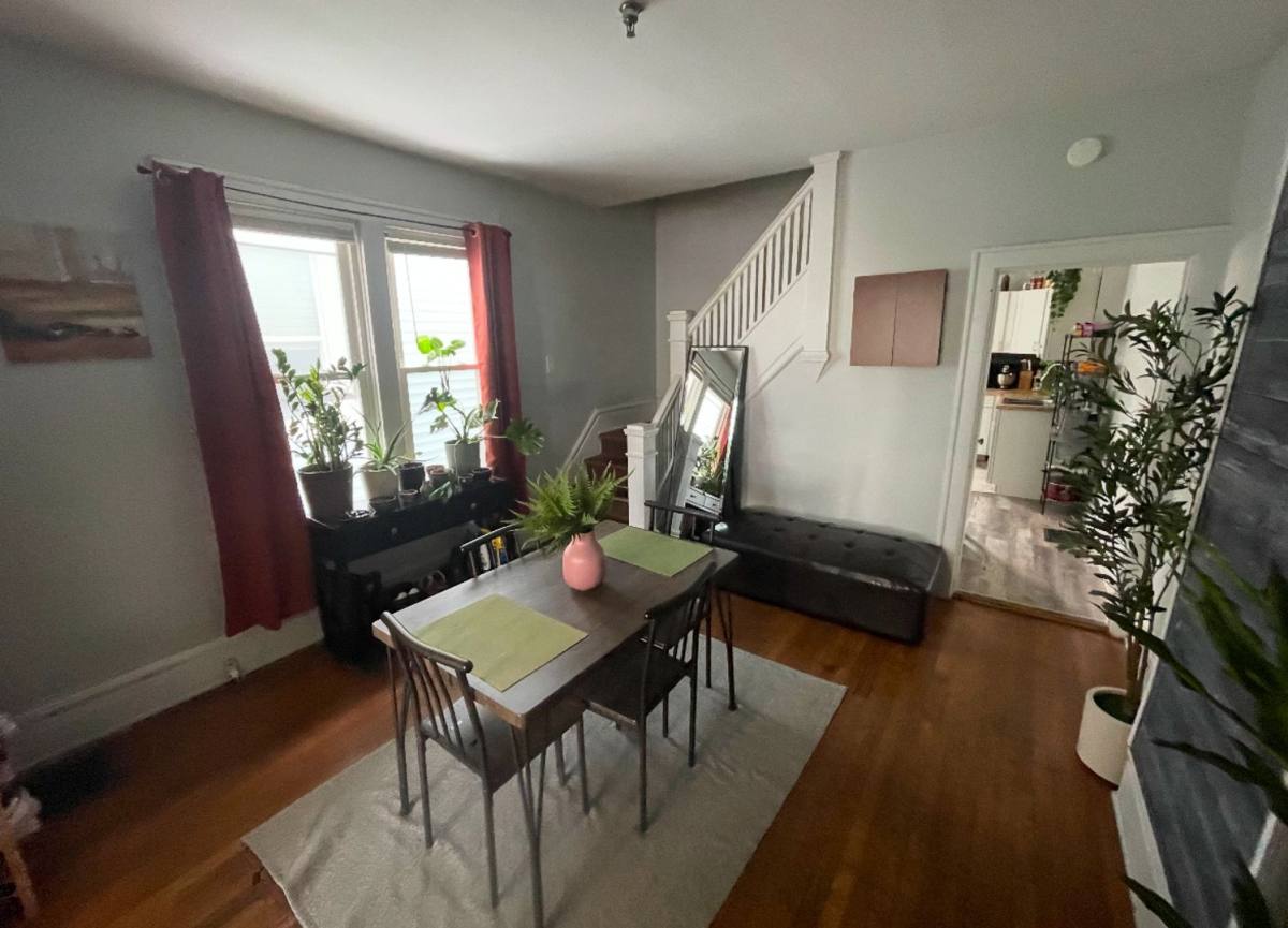 Apartment for rent at 119-121 W Patterson Ave, Columbus, OH 43202