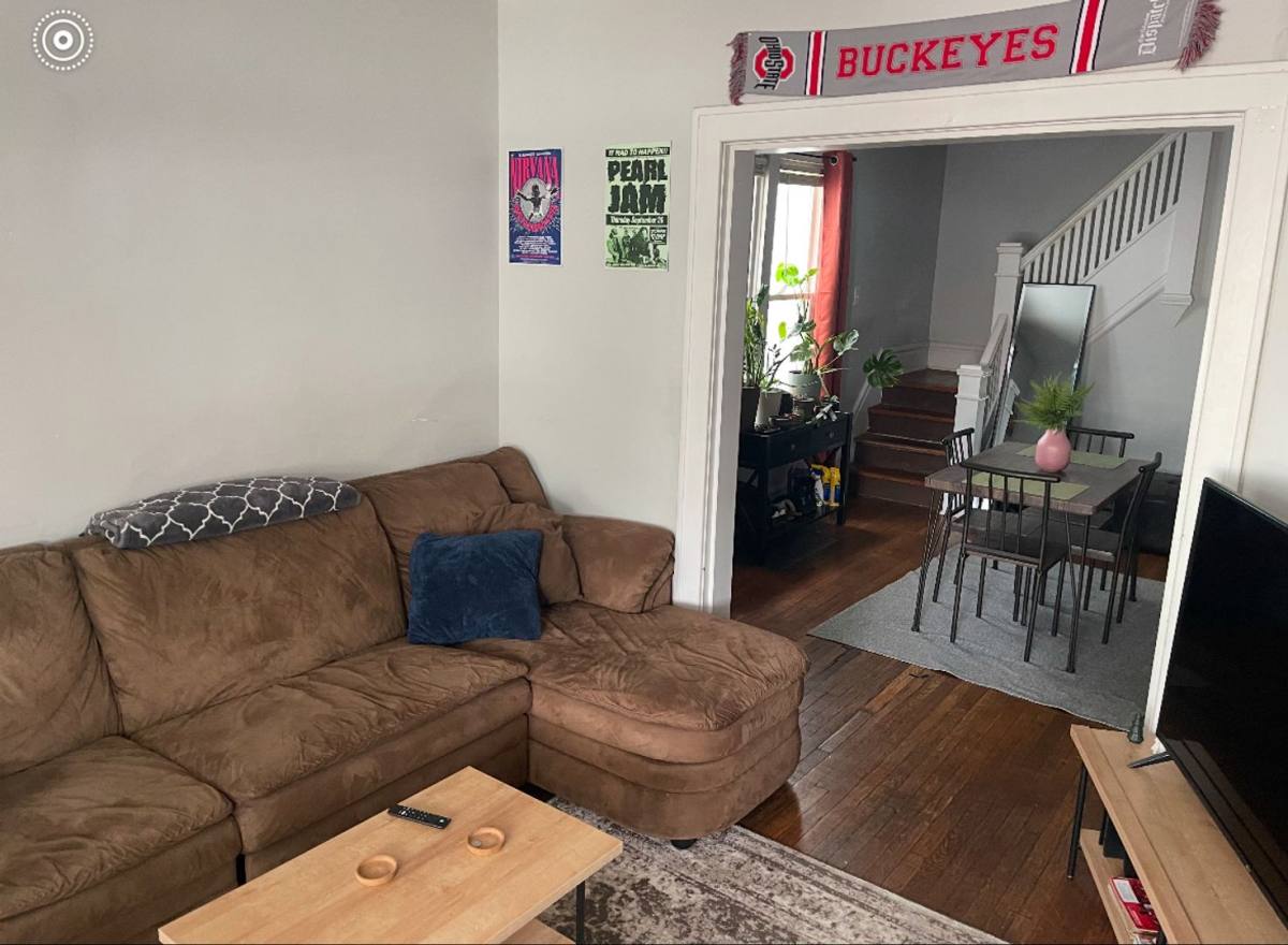 Apartment for rent at 119-121 W Patterson Ave, Columbus, OH 43202
