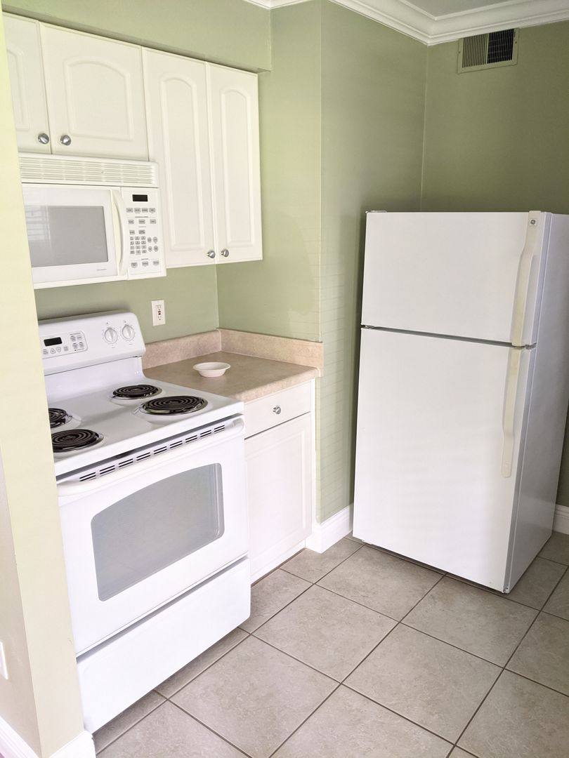 Apartment for rent at 1951 N Meridian Rd, Tallahassee, FL 32303
