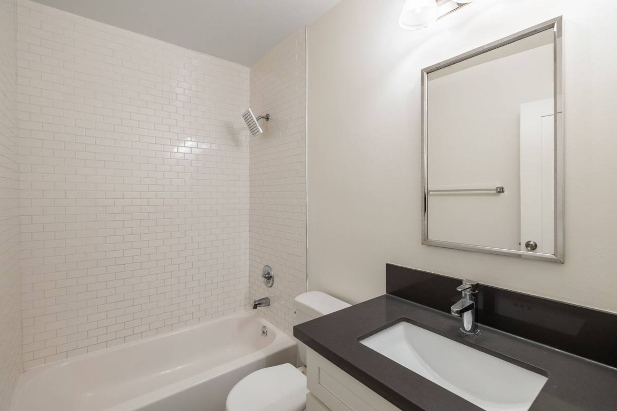 Apartment for rent at 431 Indiana St, El Segundo, CA 90245