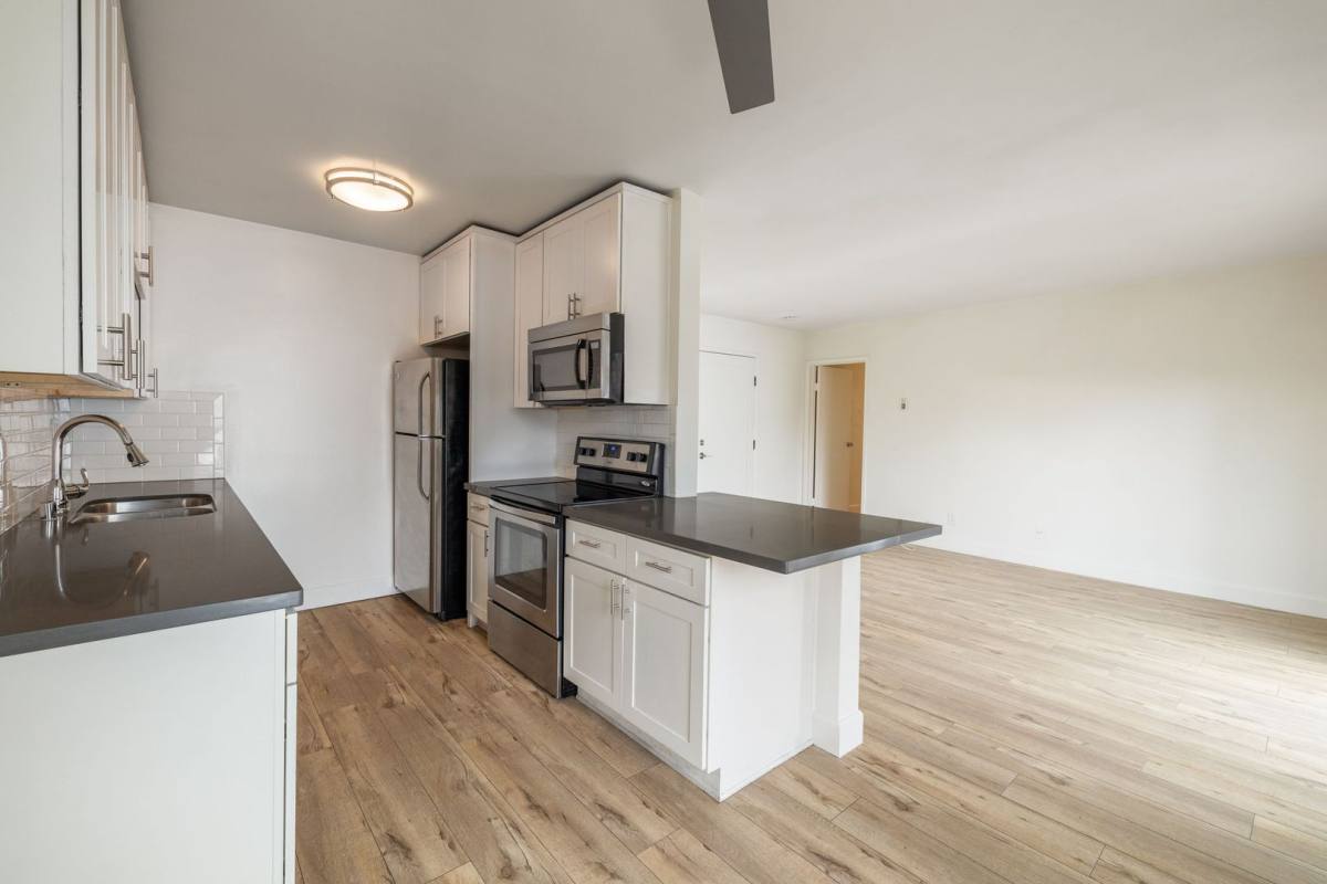 Apartment for rent at 431 Indiana St, El Segundo, CA 90245