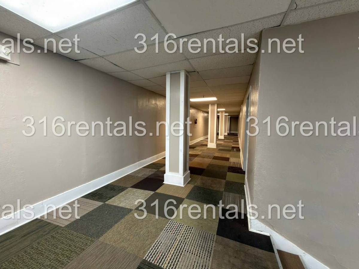 Apartment for rent at 106 W 6th, Augusta, KS 67010