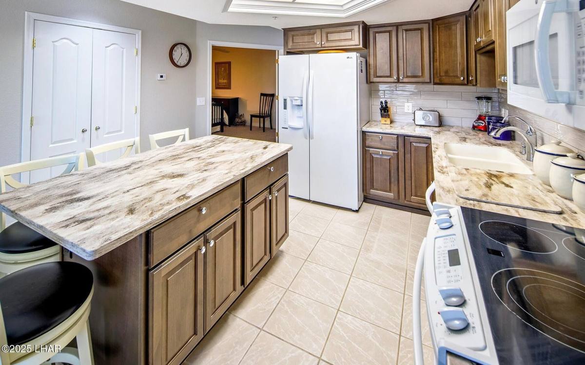 Condo for rent at 777 Harah Way #524, Lake Havasu City, AZ 86403