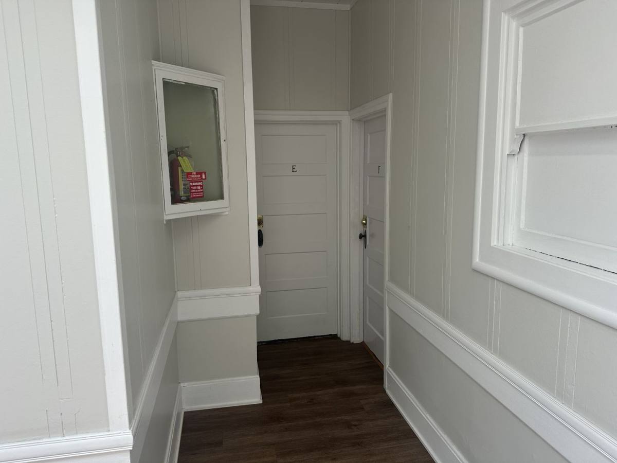 Apartment for rent at 2318 Santa Clara Ave, Alameda, CA 94501