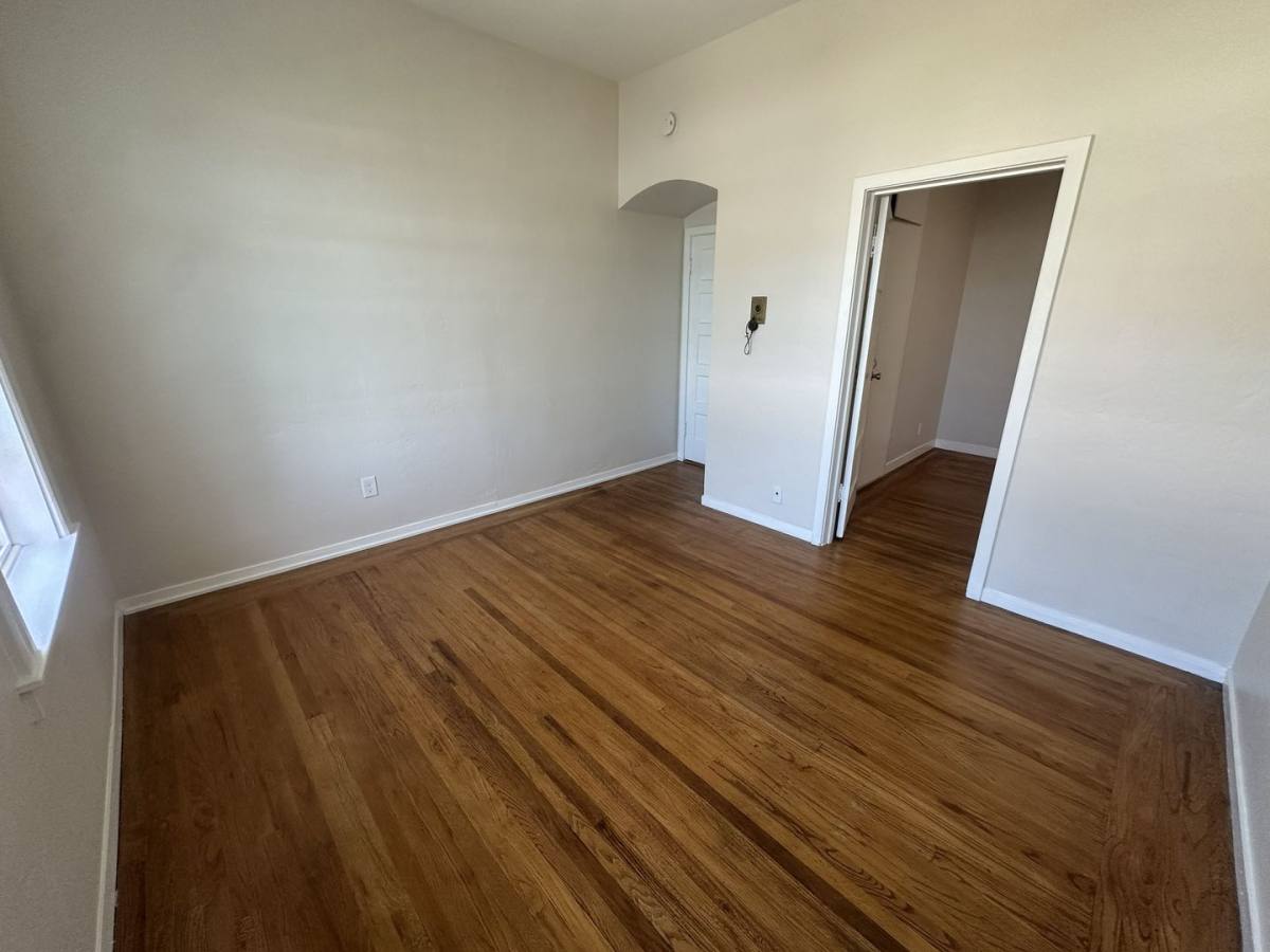 Apartment for rent at 2318 Santa Clara Ave, Alameda, CA 94501