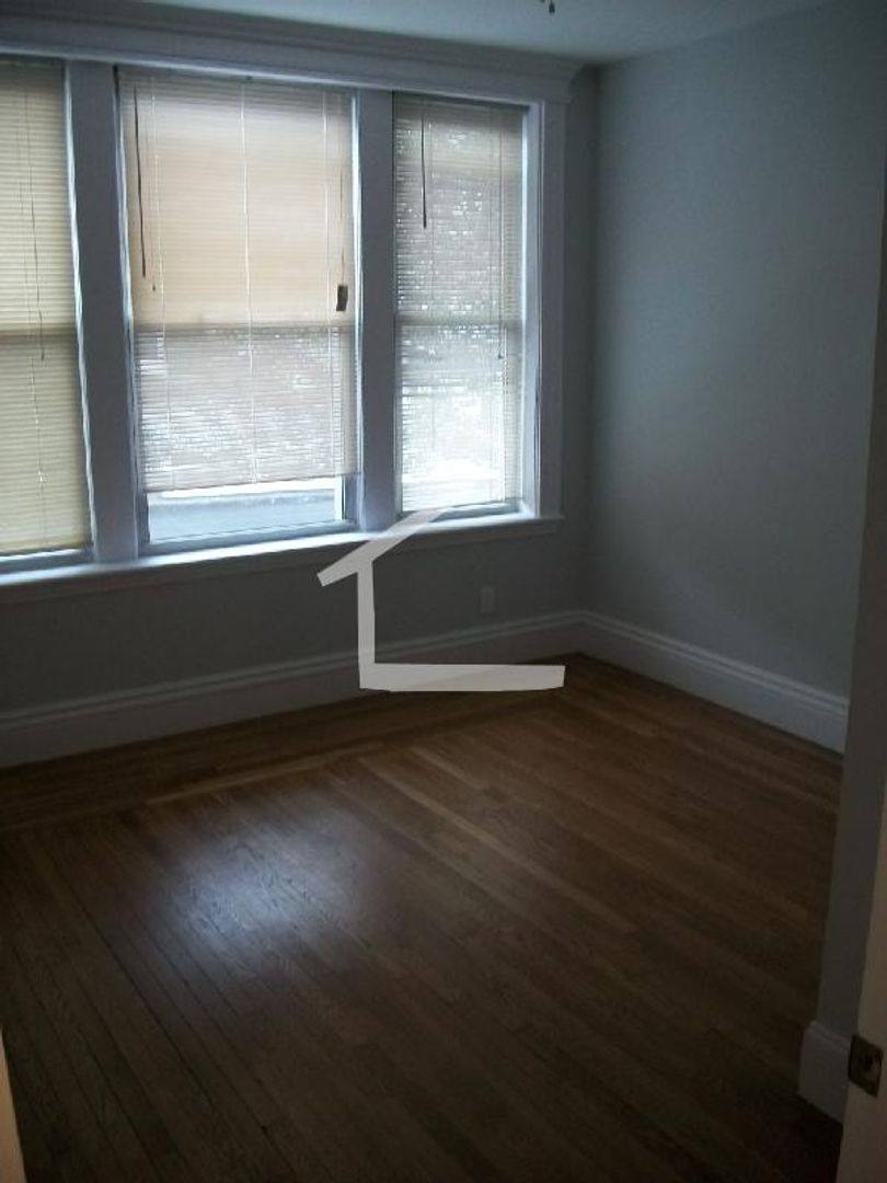 Apartment for rent at 15 Babcock St #11, Brookline, MA 02446