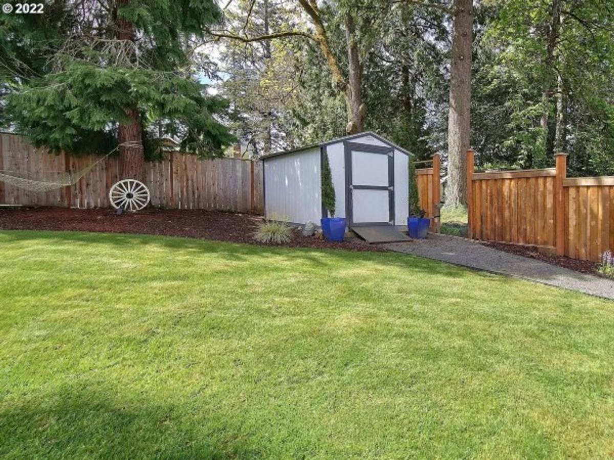 House for rent at 8150 SW Birchwood Rd, Portland, OR 97225