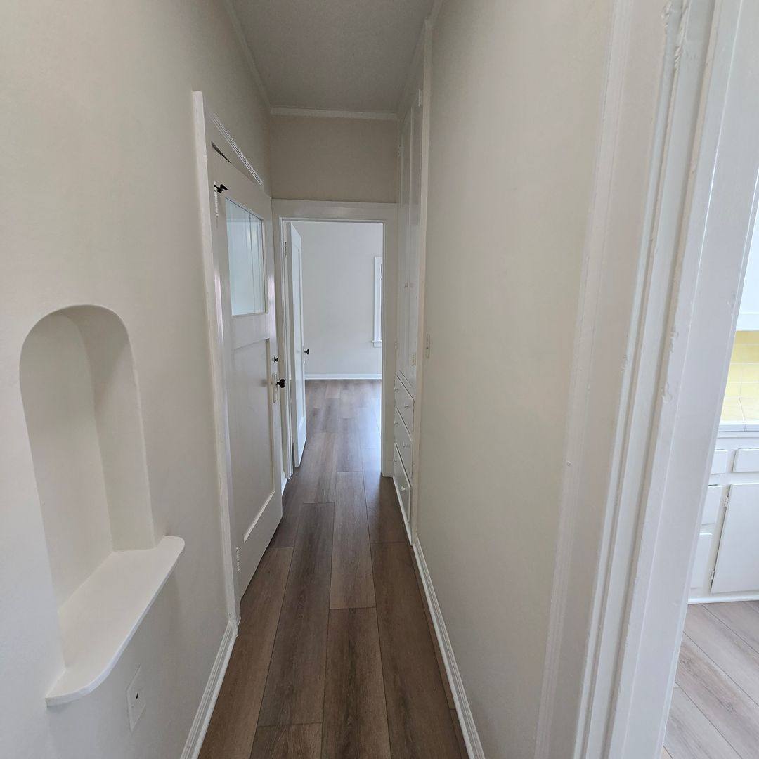 Apartment for rent at 734 S Detroit St, Los Angeles, CA 90036