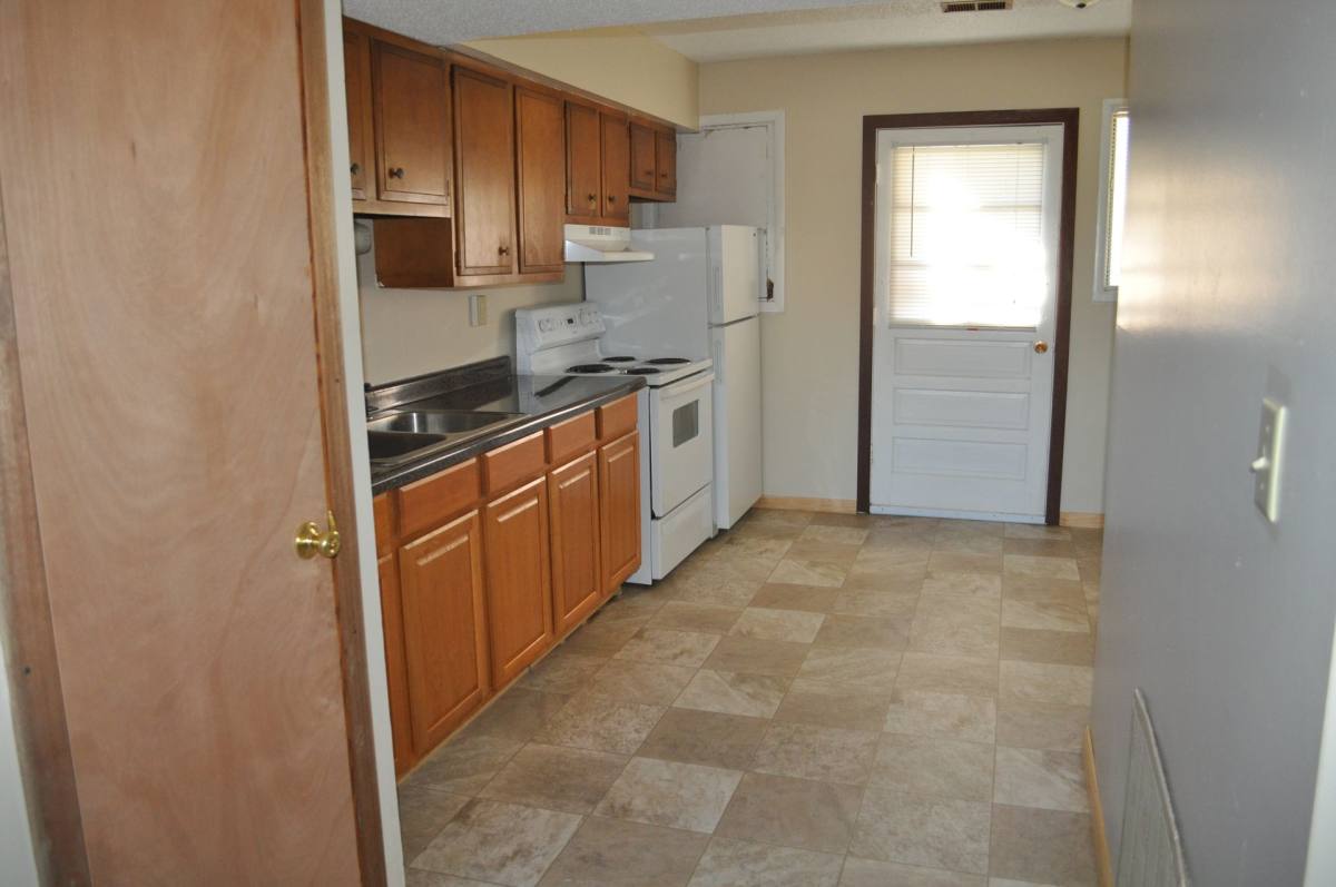 Apartment for rent at 2107 Clark St, Charles City, IA 50616