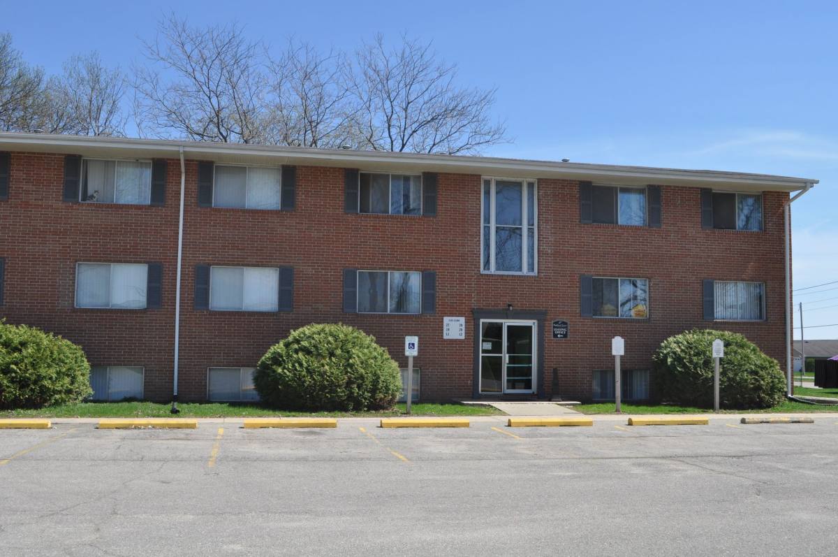 Apartment for rent at 2107 Clark St, Charles City, IA 50616