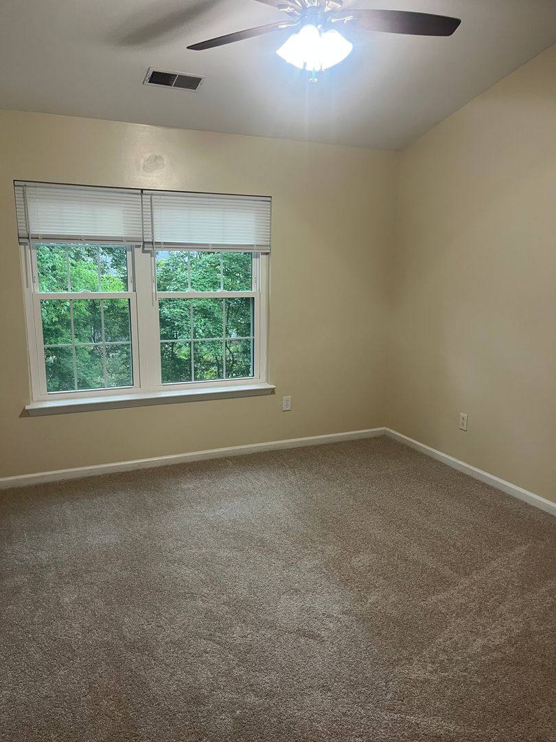 Townhouse for rent at 7940 Shadow Oak Dr, Charleston, SC 29406
