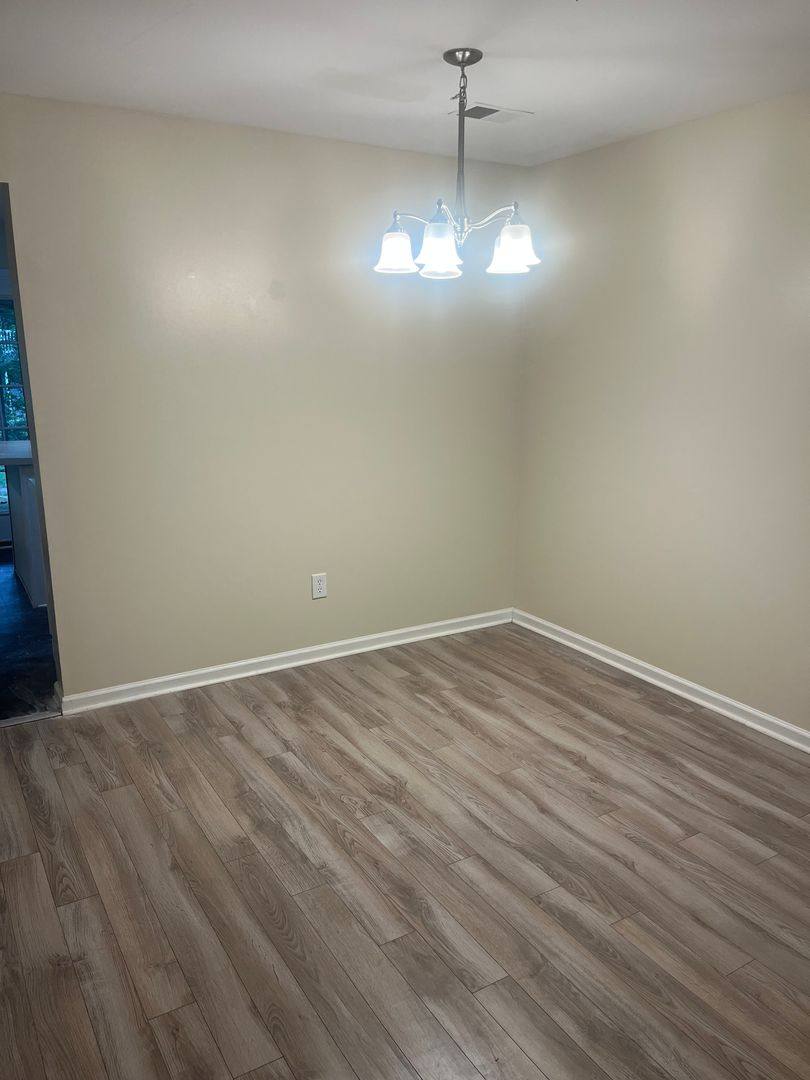 Townhouse for rent at 7940 Shadow Oak Dr, Charleston, SC 29406