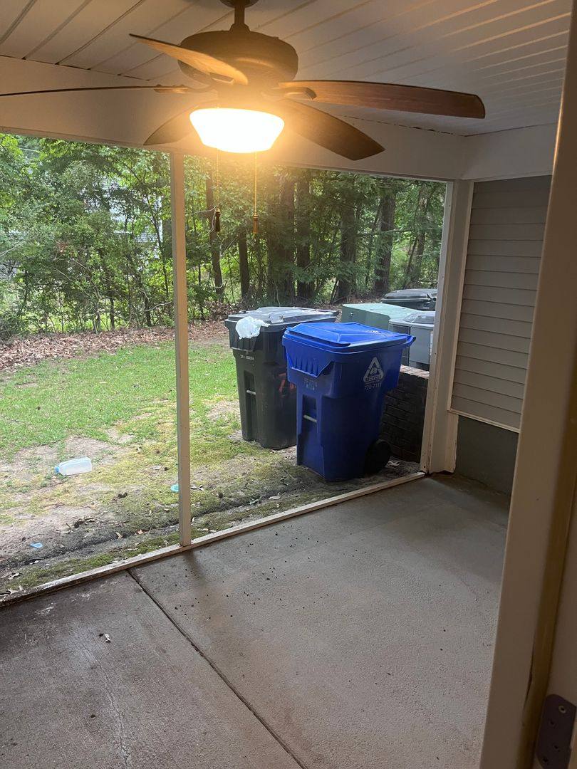 Townhouse for rent at 7940 Shadow Oak Dr, Charleston, SC 29406