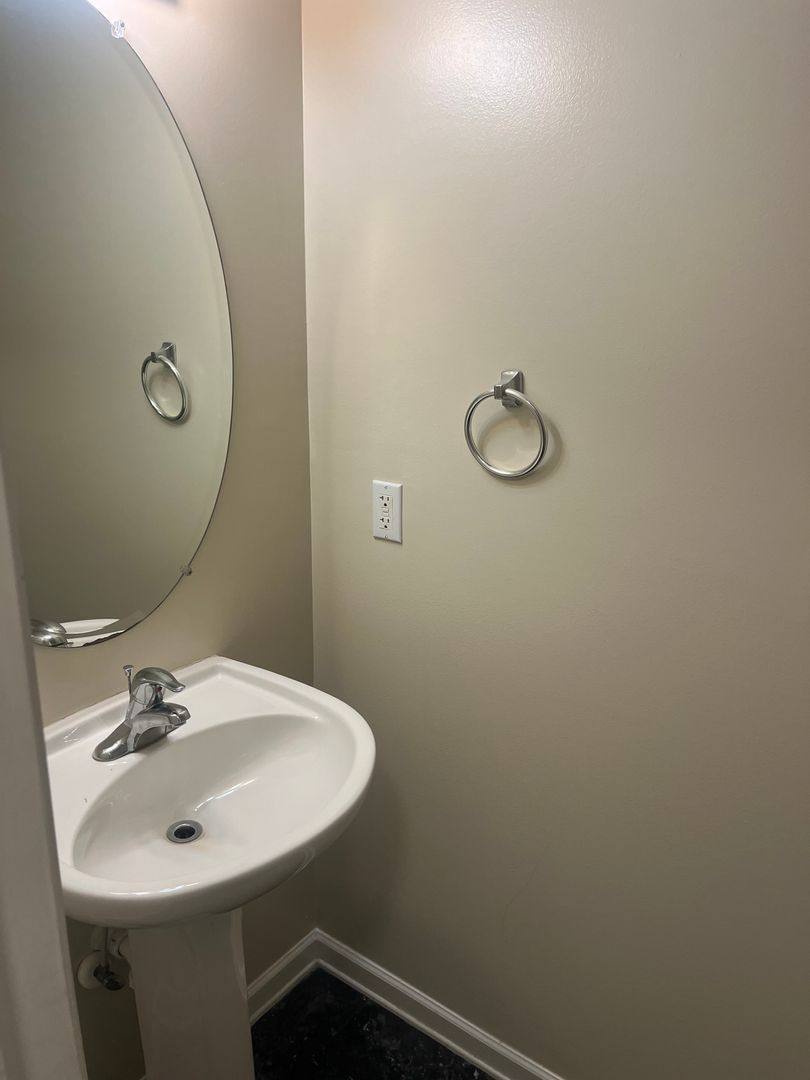 Townhouse for rent at 7940 Shadow Oak Dr, Charleston, SC 29406